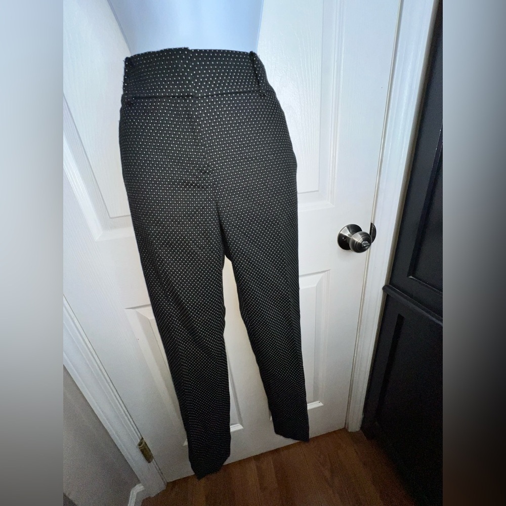 Ann Taylor Petites 4 Black White Dot Straight Leg Crop Trouser Dress Pant 4P - Picture 3 of 10